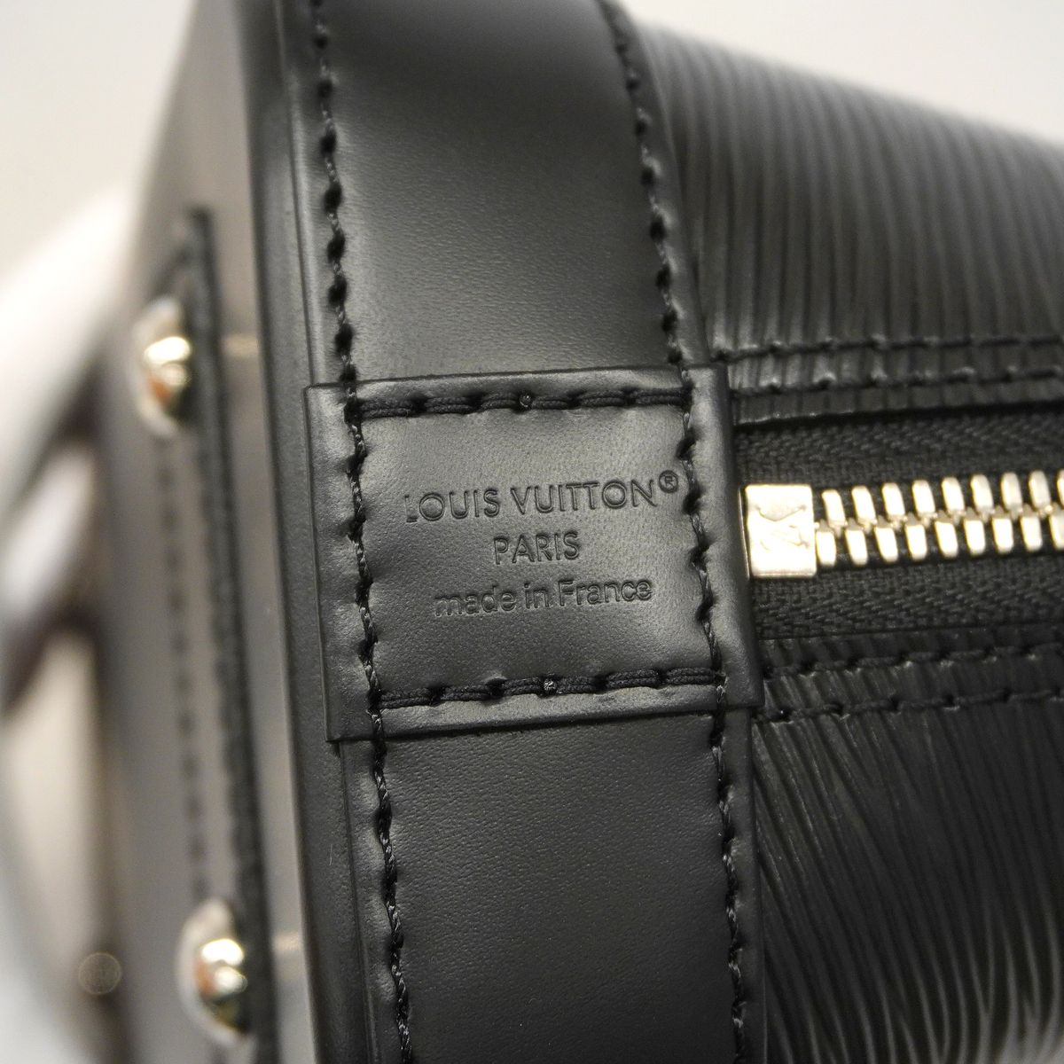 Louis Vuitton Handbag Epi Alma BB Noir 2-Way Bag — view 5