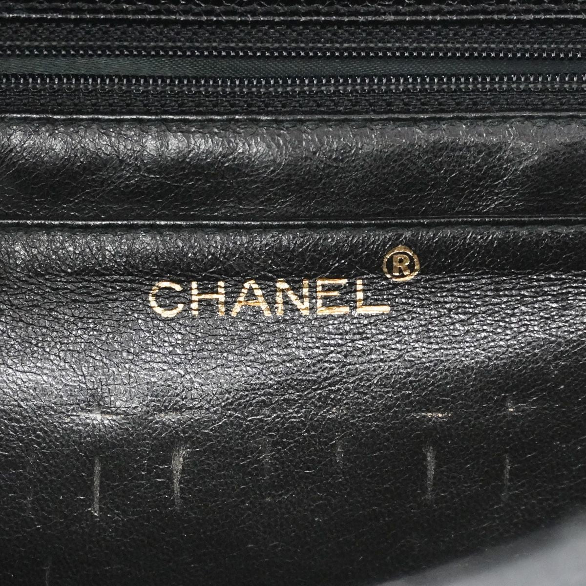 Chanel Handbag Quilted Caviar Leather Black Gold — view 5