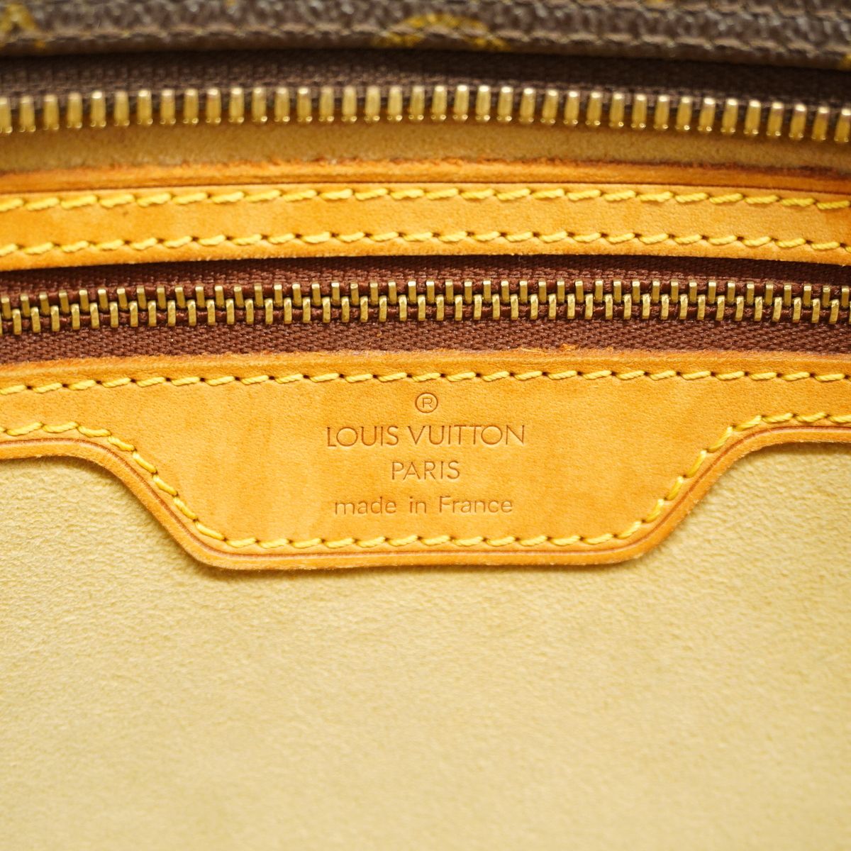 Louis Vuitton Shoulder Bag Monogram Cite GM Brown — view 5