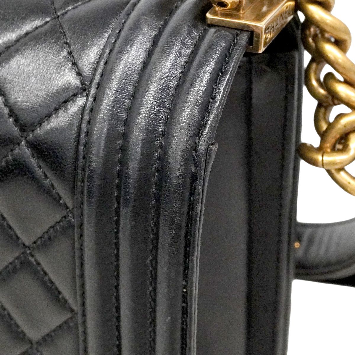 Chanel Shoulder Bag Boy Lambskin Black Gold — view 7