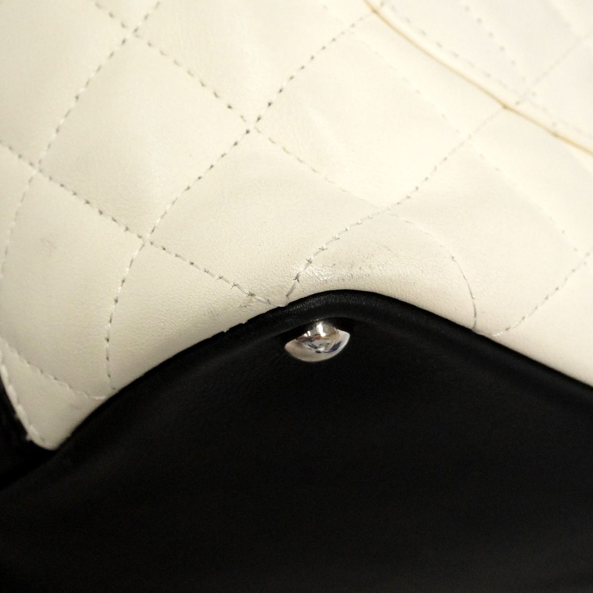 Chanel Tote Cambon Lambskin White Silver — view 6
