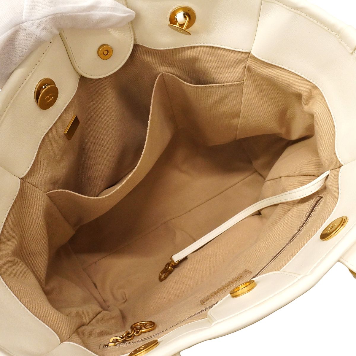 Chanel Tote Deauville Leather White Gold 2-Way — view 4