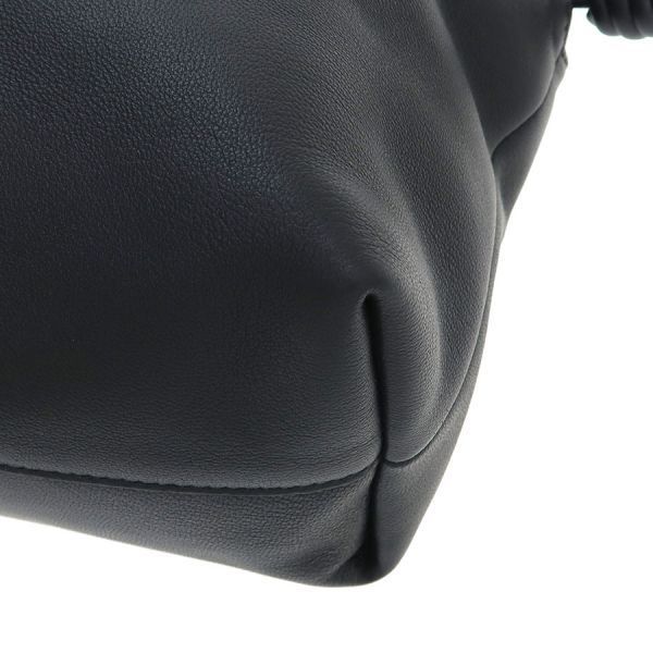 Loewe Flamenco Perth Medium Shoulder Bag — view 4