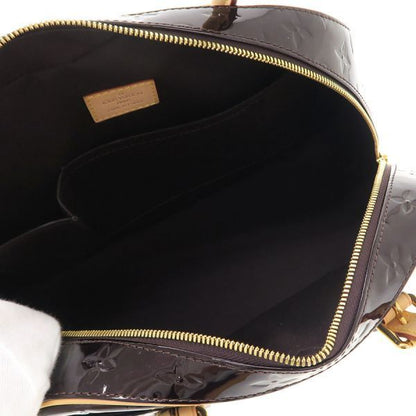 Louis Vuitton Vernis Summit Drive Clutch — view 2