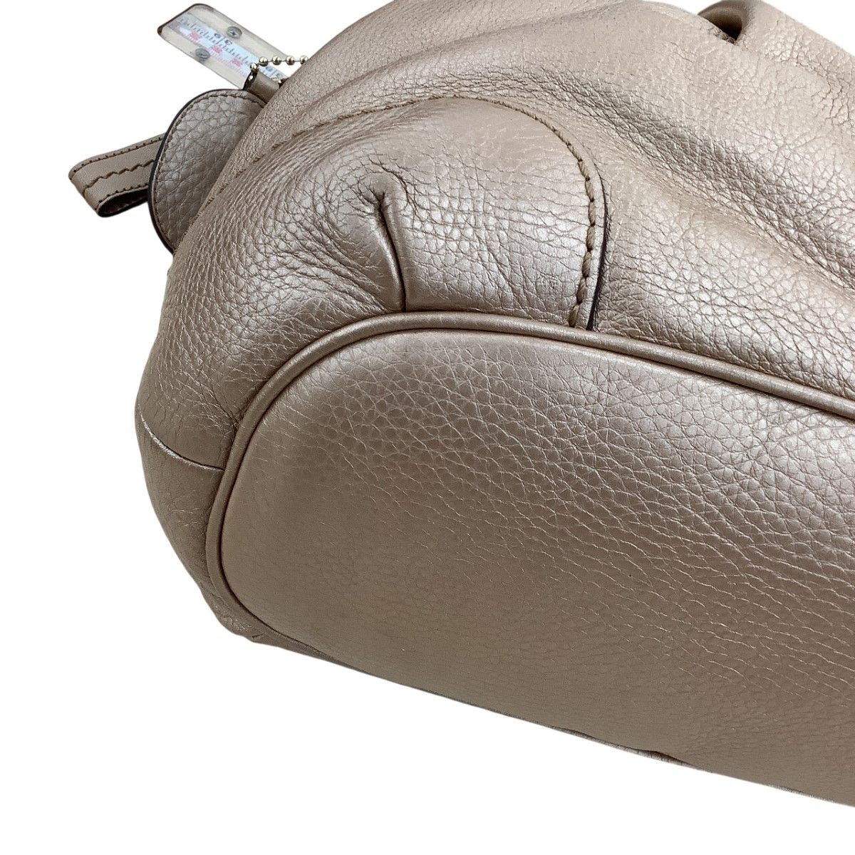 Gucci Diamante Sukey Handbag Champagne Gold — view 5