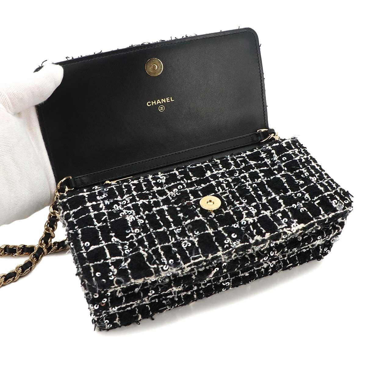 Chanel Quilted Chain Wallet Tweed Leather Sequin Black Gold Shoulder Bag — view 6