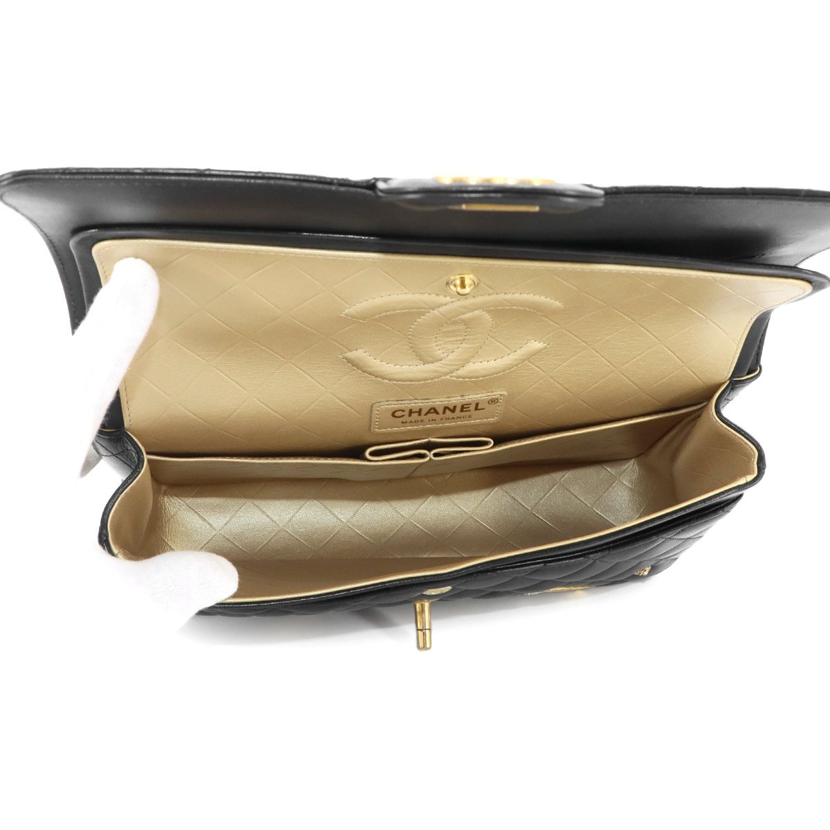 Chanel Quilted 25 Chain Shoulder Bag Lambskin Black Gold Icon — view 7