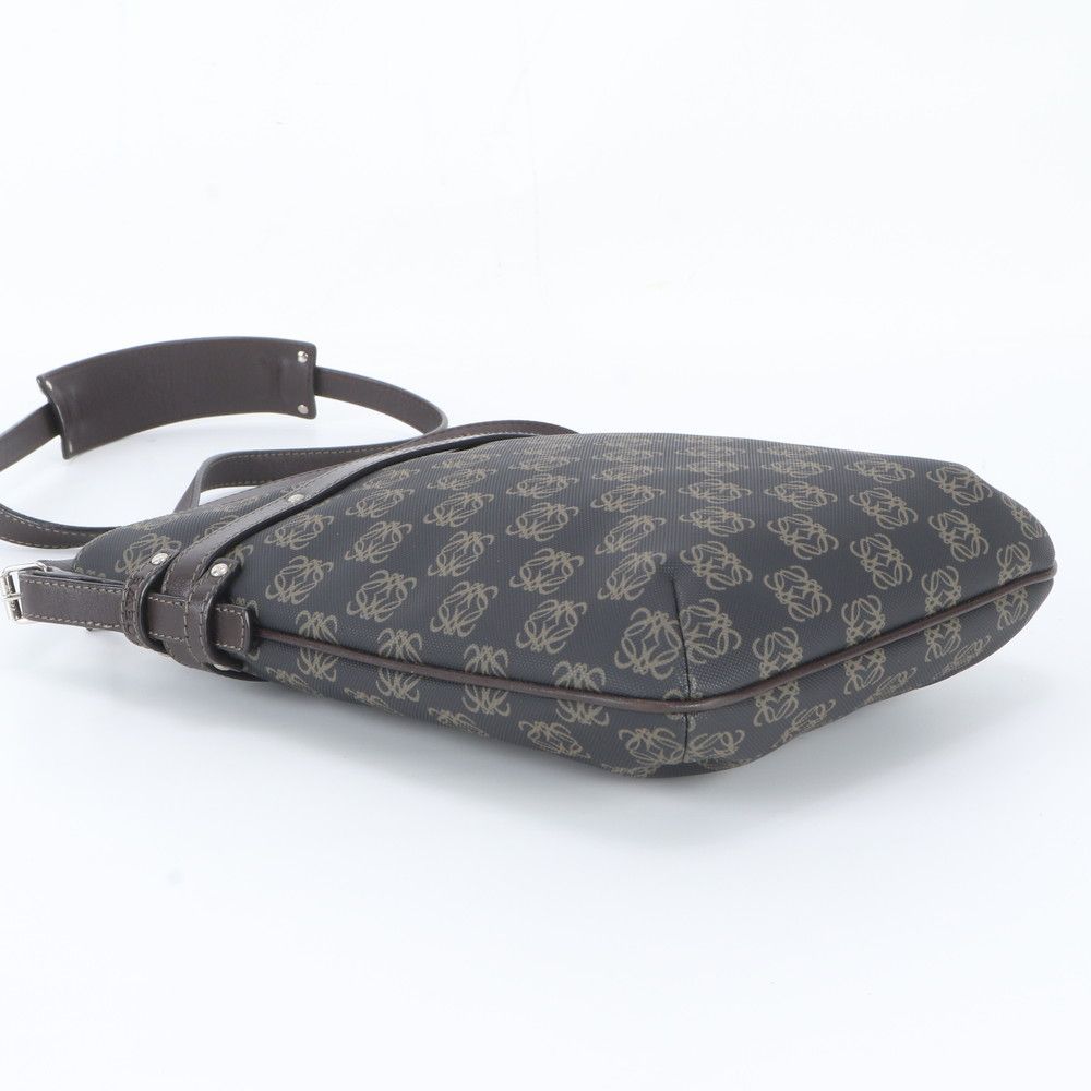 Loewe Anagram Repeat Leather Shoulder Bag Crossbody Brown — view 5
