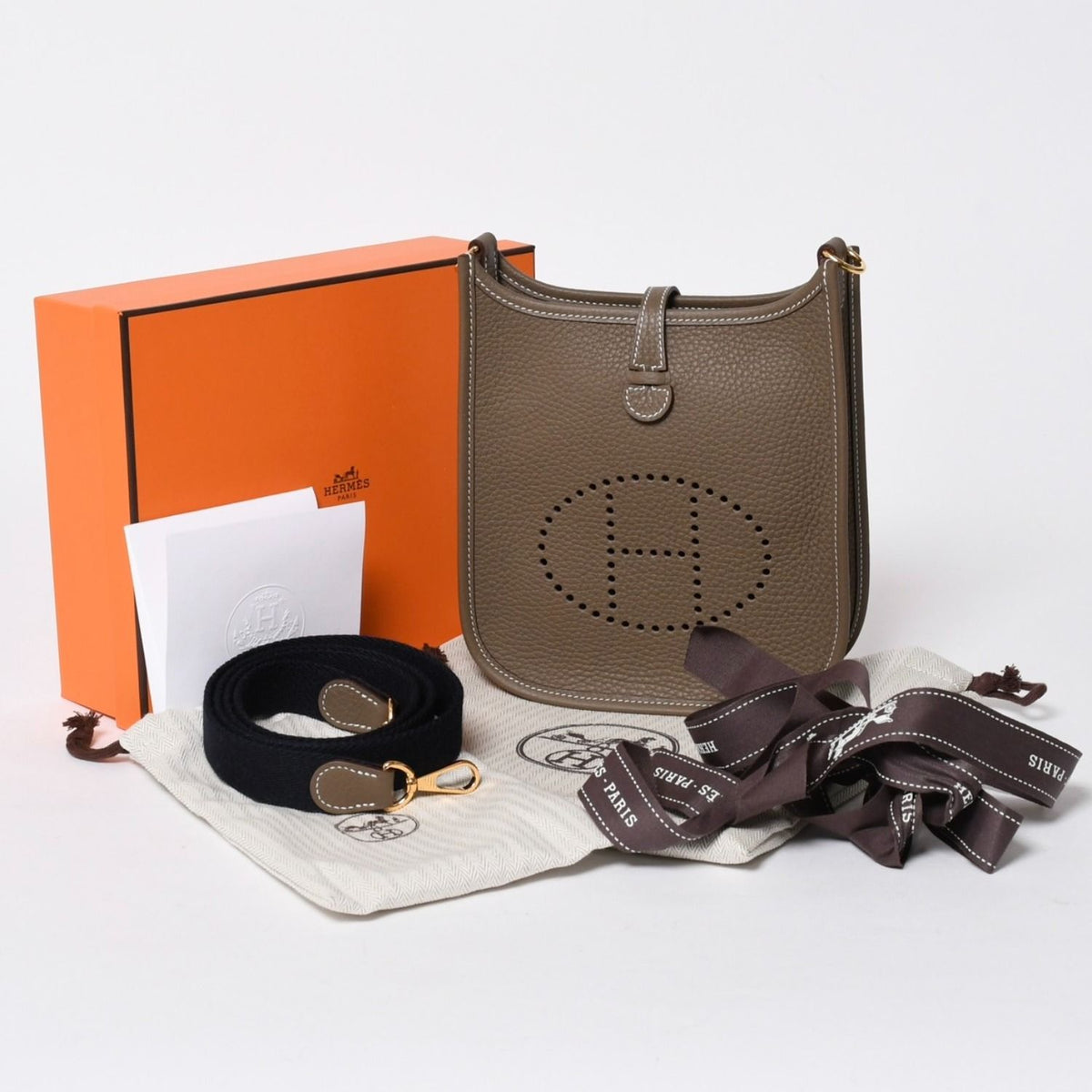 Hermes Evelyne TPM Shoulder Bag Taurillon Clemence Etoupe Gold