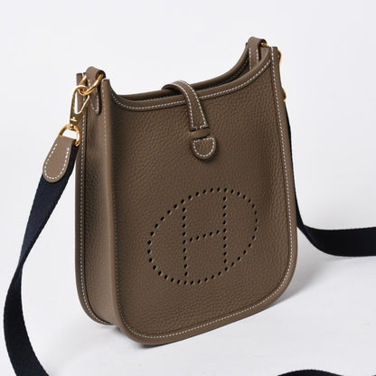 Hermes Evelyne TPM Shoulder Bag Taurillon Clemence Etoupe Gold — view 4