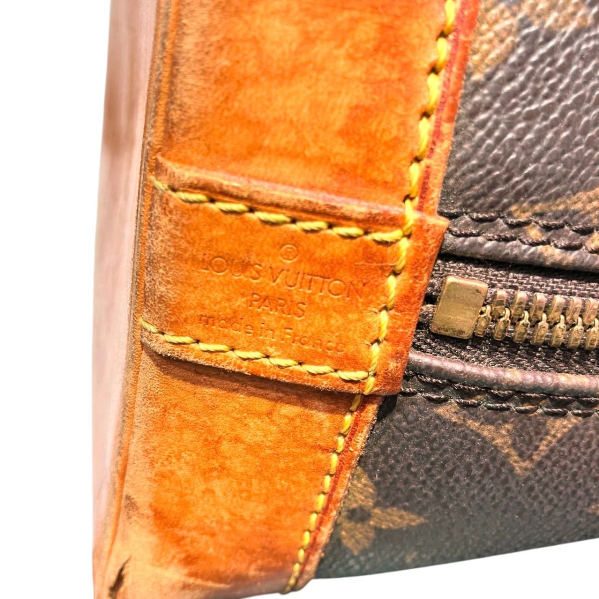 Louis Vuitton Alma Monogram Handbag Canvas — view 4