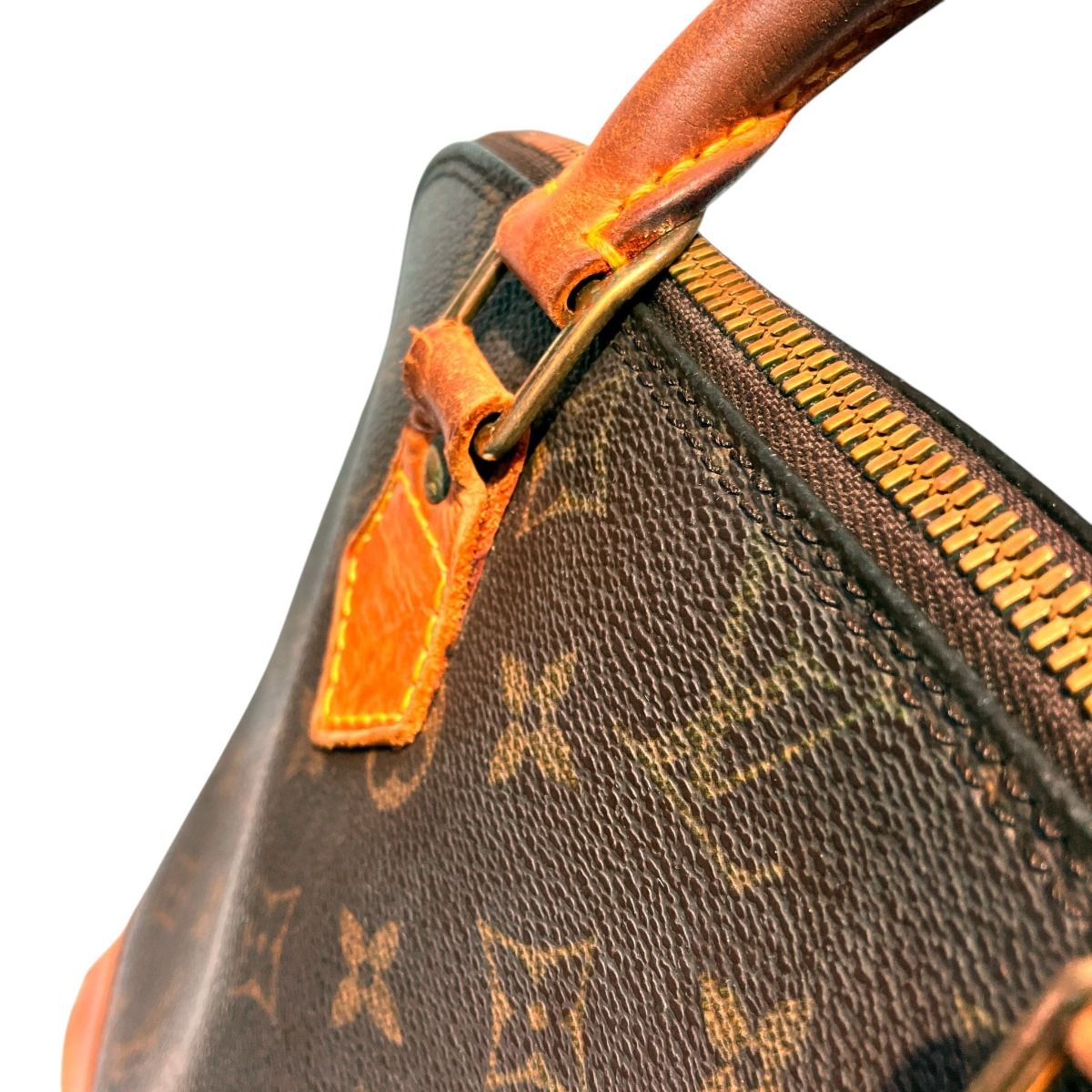 Louis Vuitton Alma Monogram Handbag Canvas — view 5