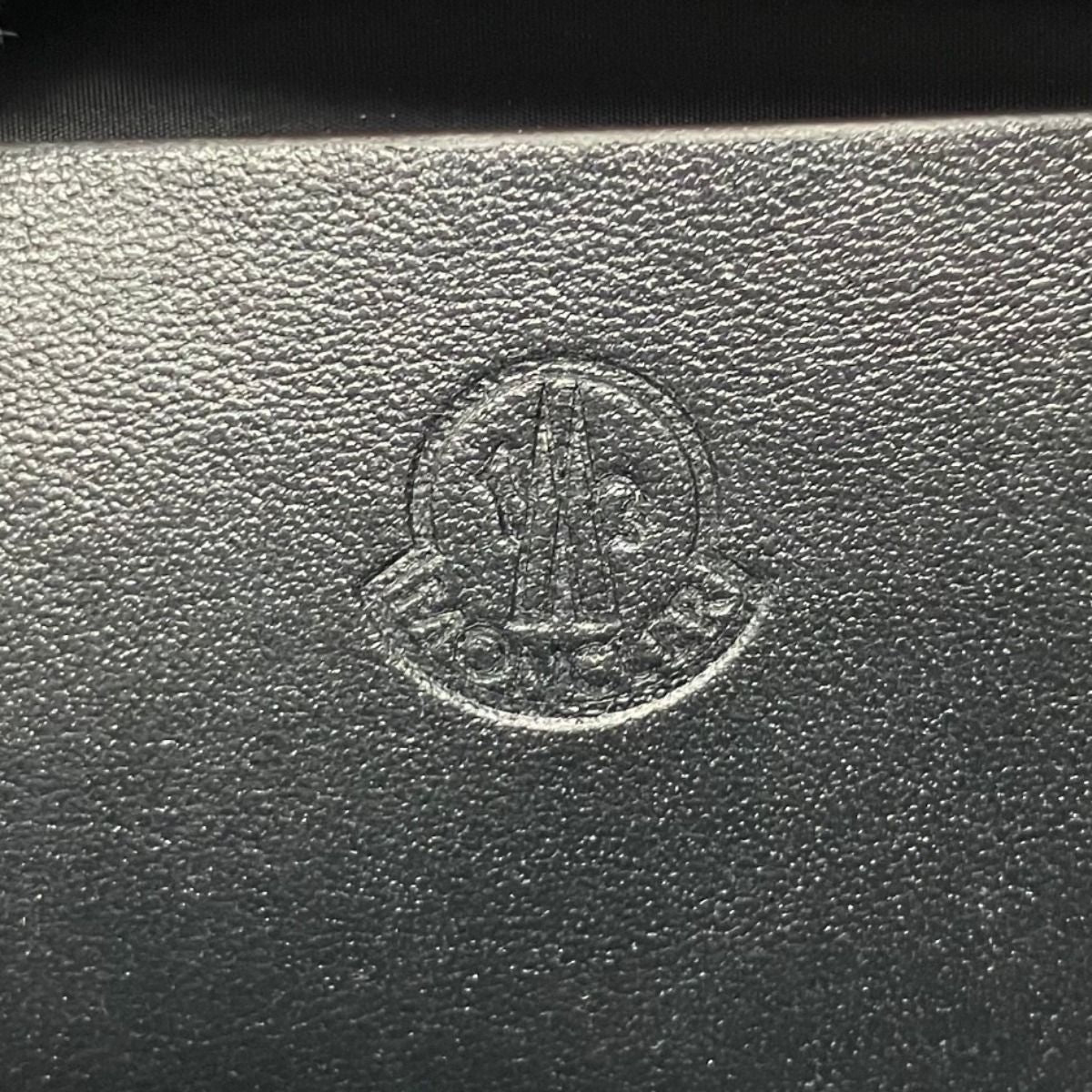 Moncler Kyria Shoulder Bag Faux — view 4