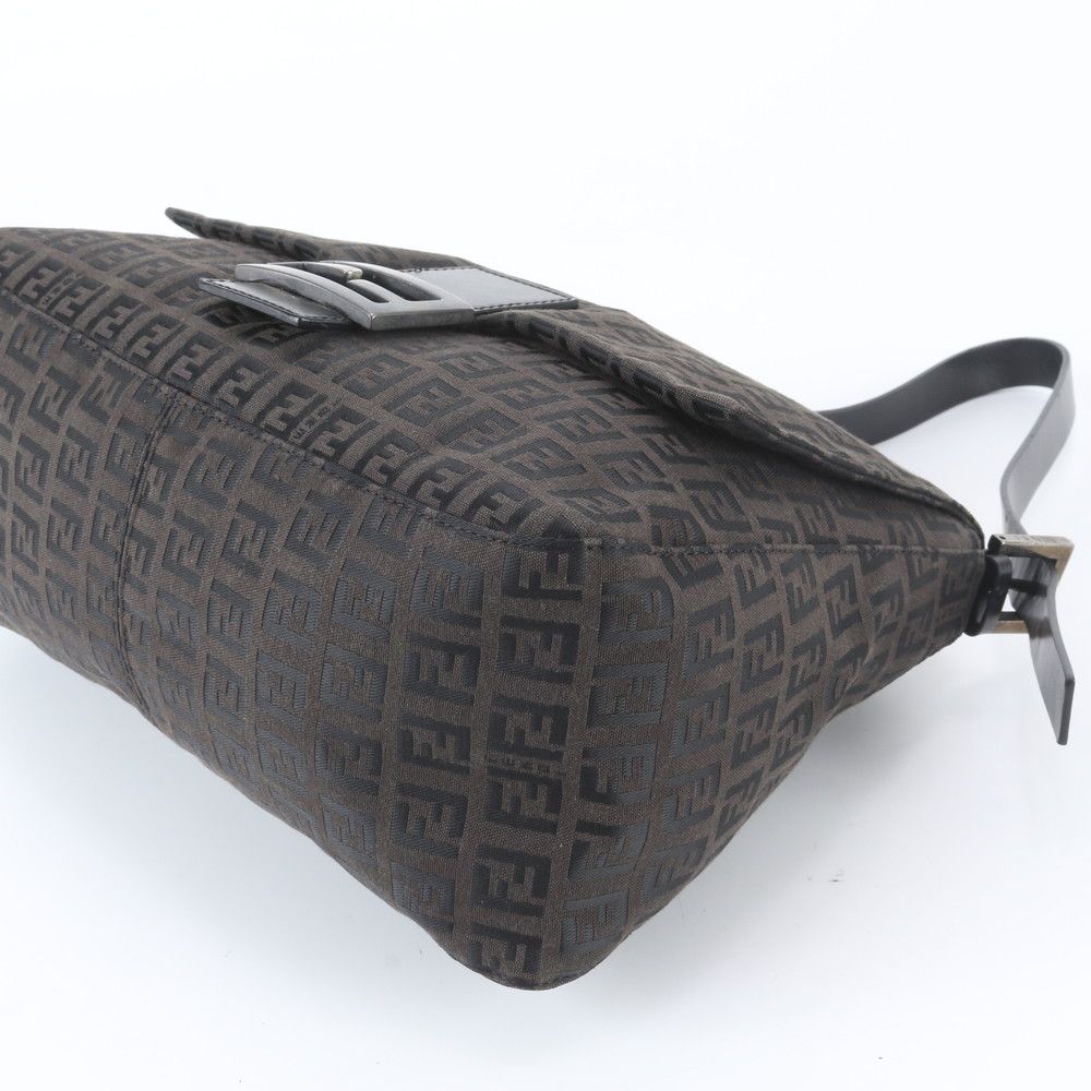 Fendi Zucchino Mamma Bucket Baguette FF Leather Shoulder Bag — view 4