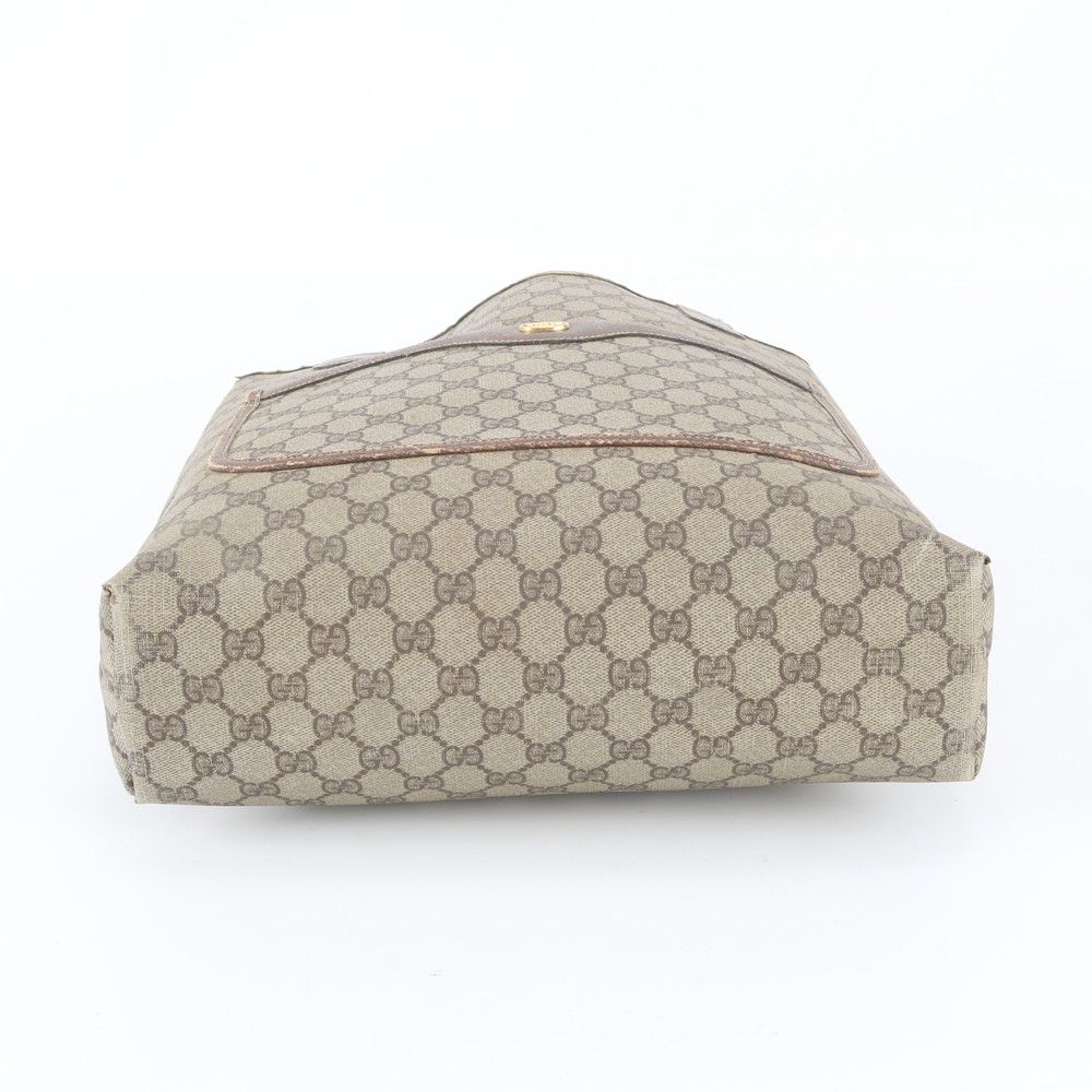 Gucci GG Supreme Leather Shoulder Bag Business — view 6