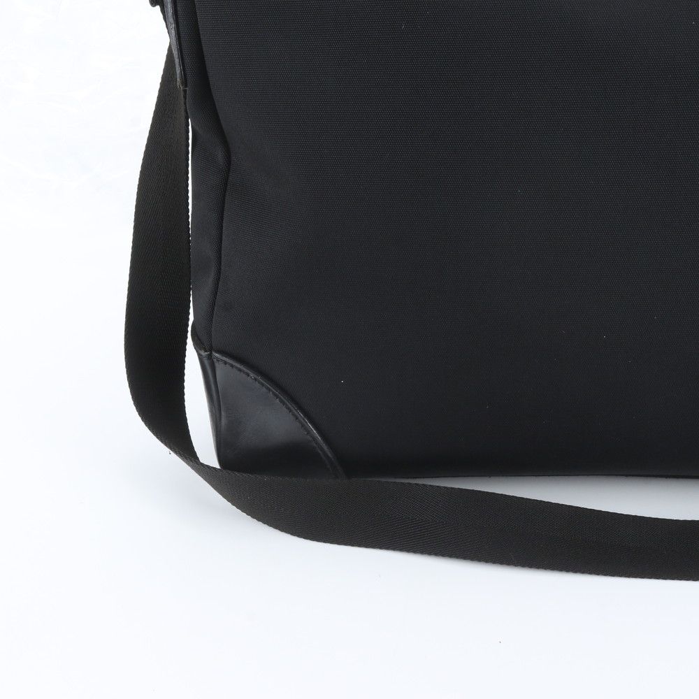 Gucci Leather Nylon Shoulder Bag Crossbody Messenger Business Black — view 2