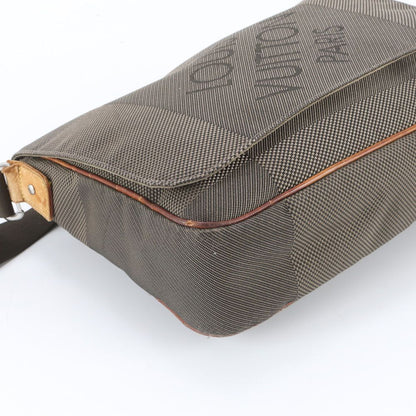 Louis Vuitton Damier Geant Petit Messager Leather Shoulder Bag — view 5