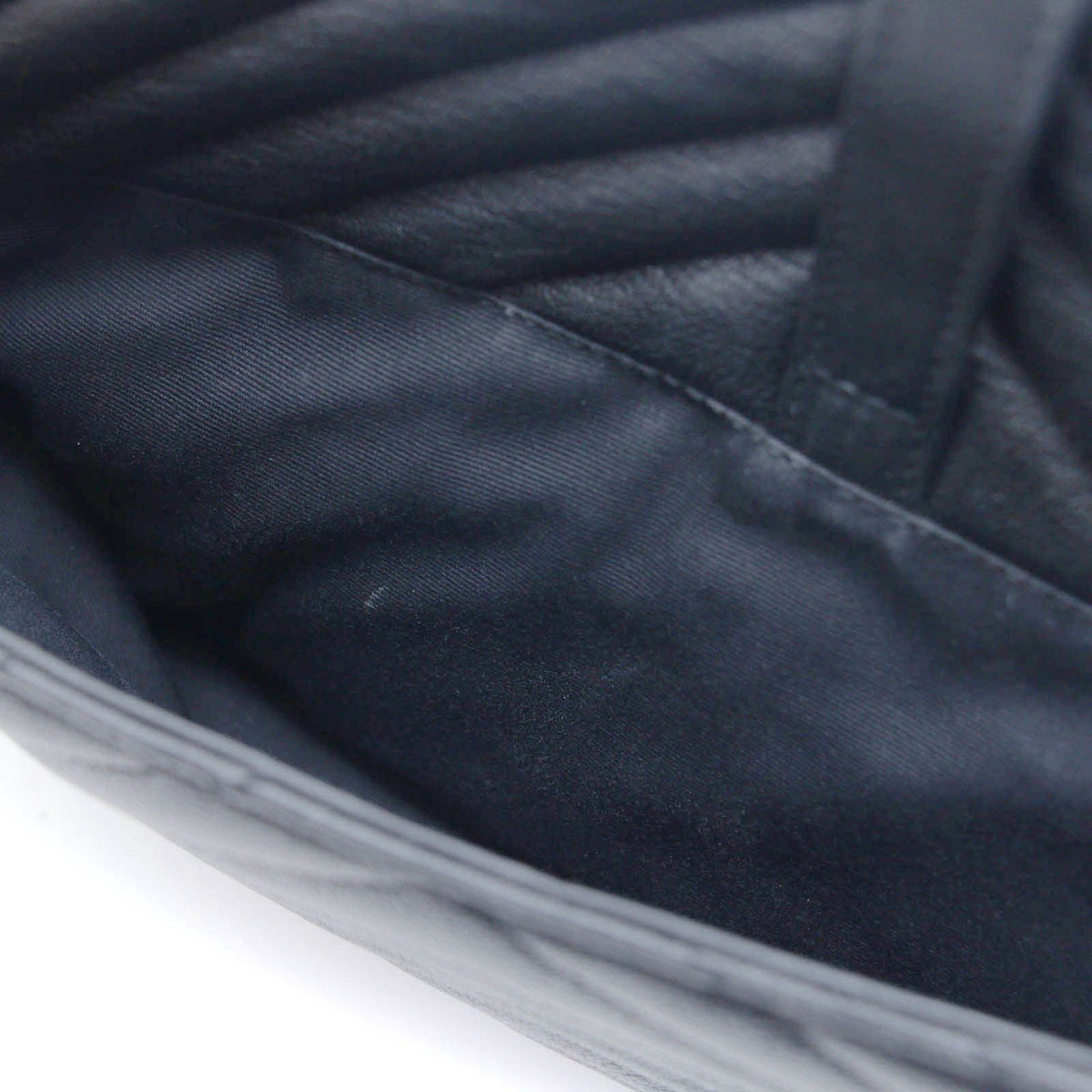 Saint Laurent Classic Monogram 2-Way Black Leather Shoulder Bag — view 7