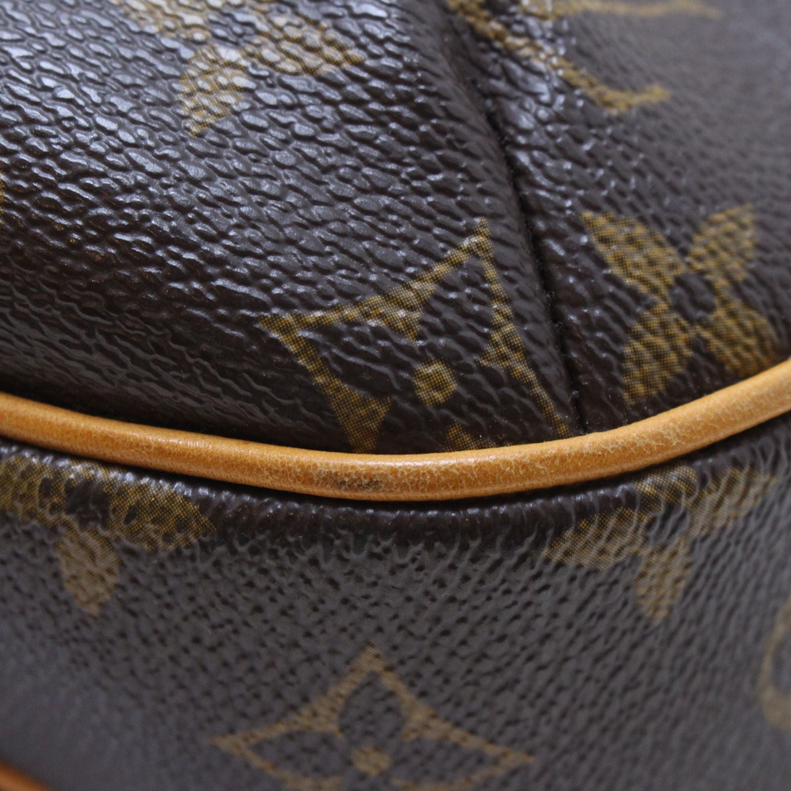 Louis Vuitton Odeon MM Monogram Shoulder Bag Canvas — view 6