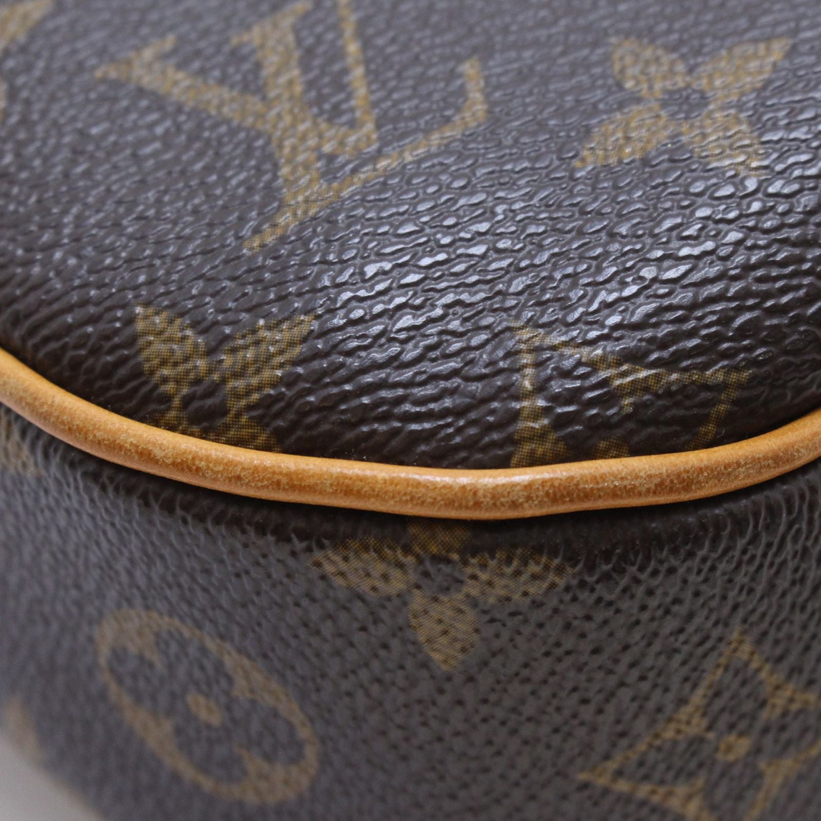 Louis Vuitton Odeon MM Monogram Shoulder Bag Canvas — view 7