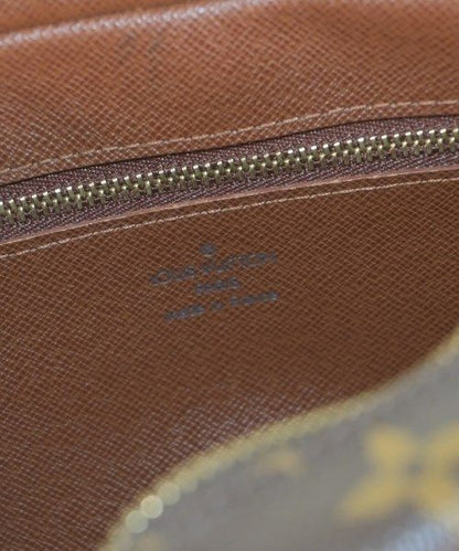 Louis Vuitton Shoulder Bag — view 5