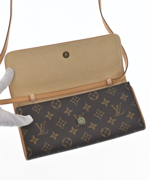 Louis Vuitton Shoulder Bag — view 4