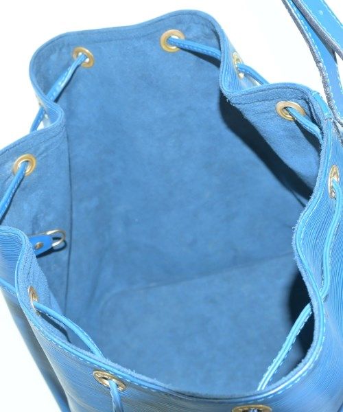 Louis Vuitton Shoulder Bag — view 4