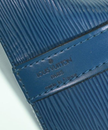 Louis Vuitton Shoulder Bag — view 5