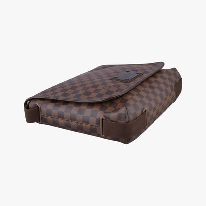 Louis Vuitton Brooklyn MM Ebene Damier Canvas Shoulder Bag — view 5