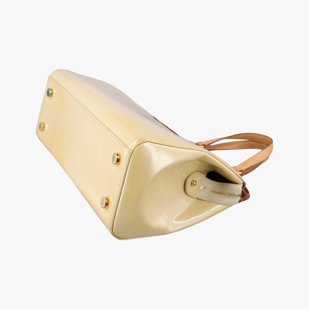 Louis Vuitton Blair MM Blanc Corail Vernis Shoulder Bag — view 4