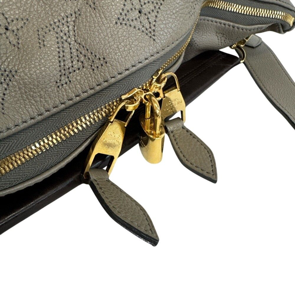 Louis Vuitton Mahina Selene MM 2-Way Shoulder Handbag Gray Leather — view 4