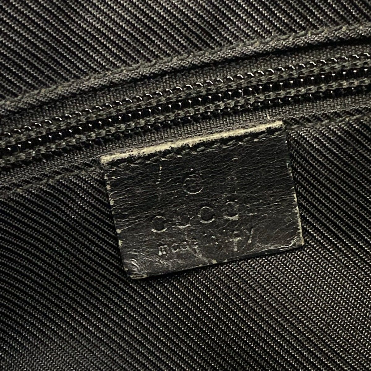 Gucci Shoulder Bag GG Pattern Metal Bar Black Leather — view 8