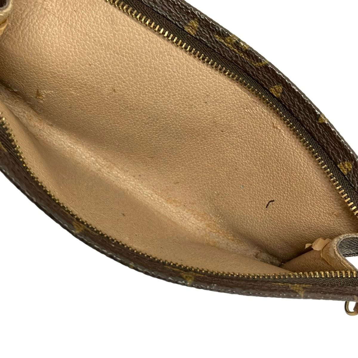 Louis Vuitton Pouch Monogram for Buckets — view 4