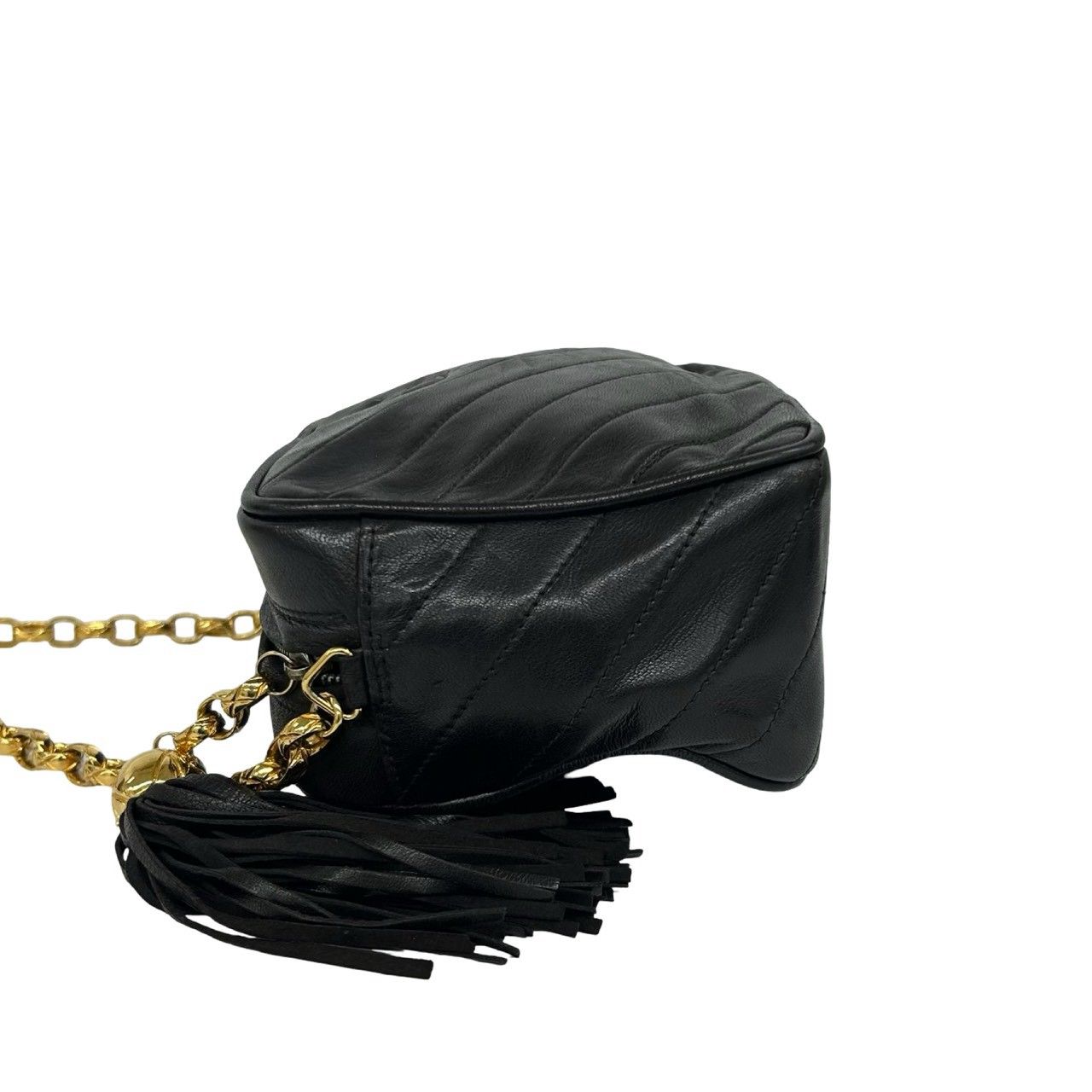 Chanel CC Logo V-stitch Tassel Lambskin Chain Shoulder Bag Black — view 5