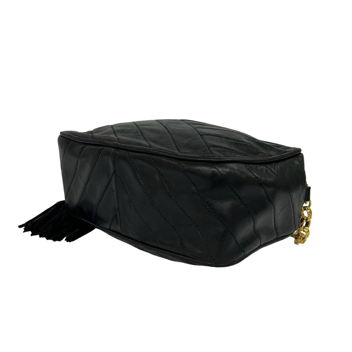 Chanel CC Logo V-stitch Tassel Lambskin Chain Shoulder Bag Black — view 8