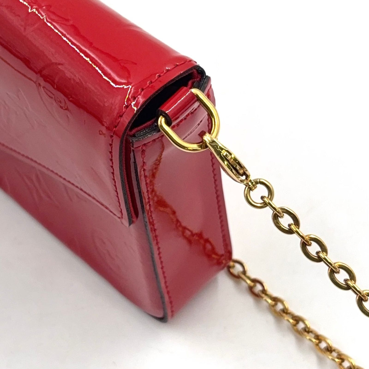 Louis Vuitton Pochette Felice Monogram Vernis Cerise Patent Leather Shoulder Bag — view 7