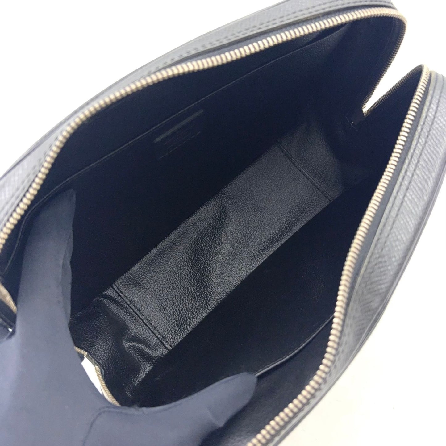 Louis Vuitton Trousse Toilette GM Taiga Ardoise Leather Black Pouch Silver — view 3