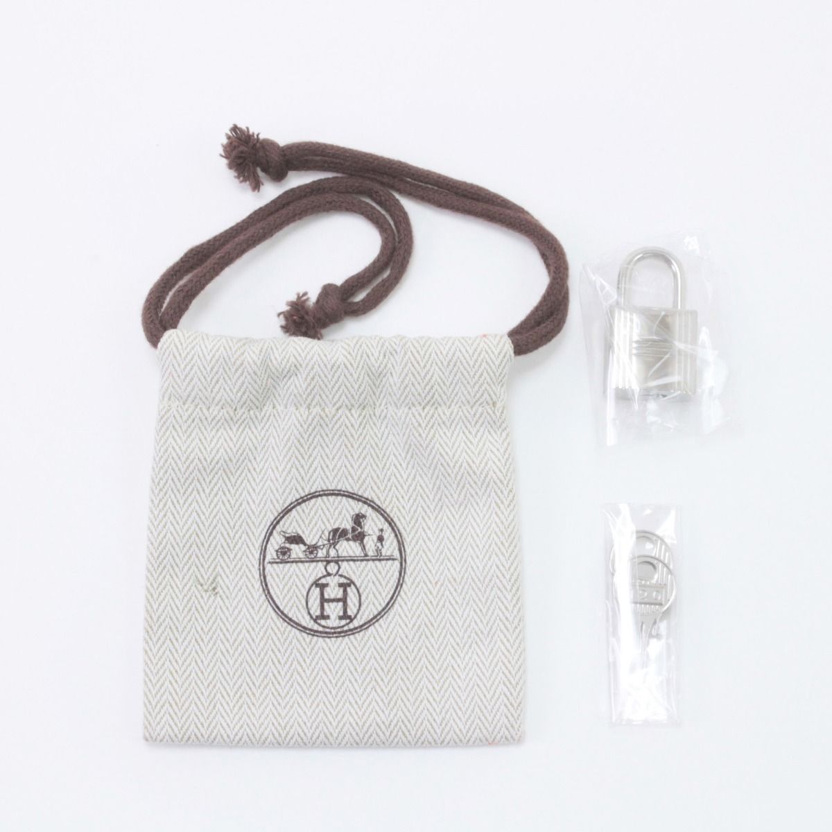 Hermes Picotin Lock 18 Padlock & Key Included Red Handbag — view 8
