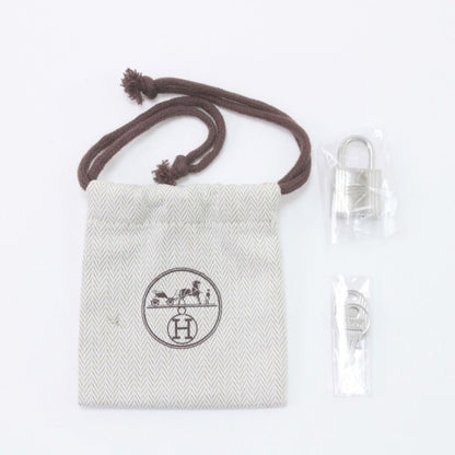 Hermes Picotin Lock 18 Padlock & Key Included Red Handbag — view 8