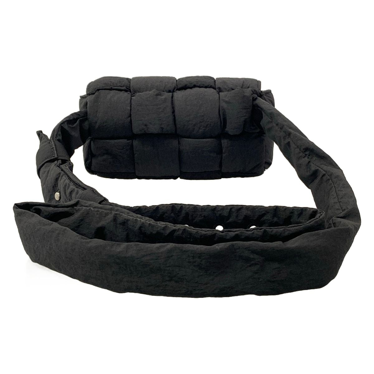 Bottega Veneta Waist Pouch the Padded Tech Cassette Black — view 3