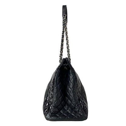 Chanel Tote Quilted Black Chain Silver Coco Charm Leather Lambskin — view 4