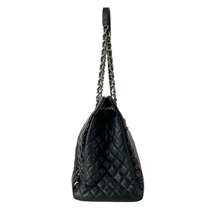 Chanel Tote Quilted Black Chain Silver Coco Charm Leather Lambskin — view 2
