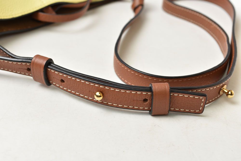 Loewe Shoulder Bag Gate Yellow Brown — view 7