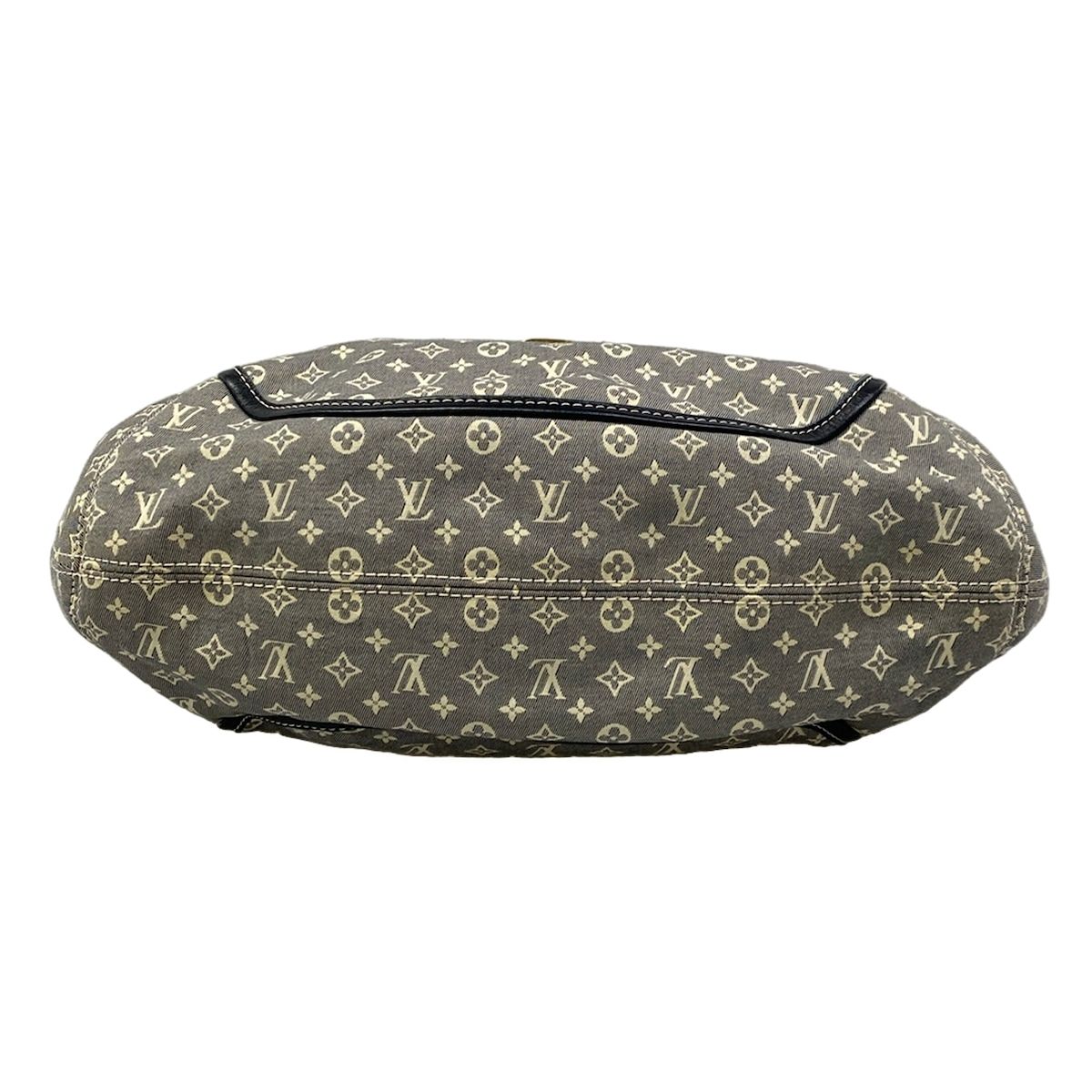 Louis Vuitton Shoulder Bag Monogram Idylle Romance — view 5