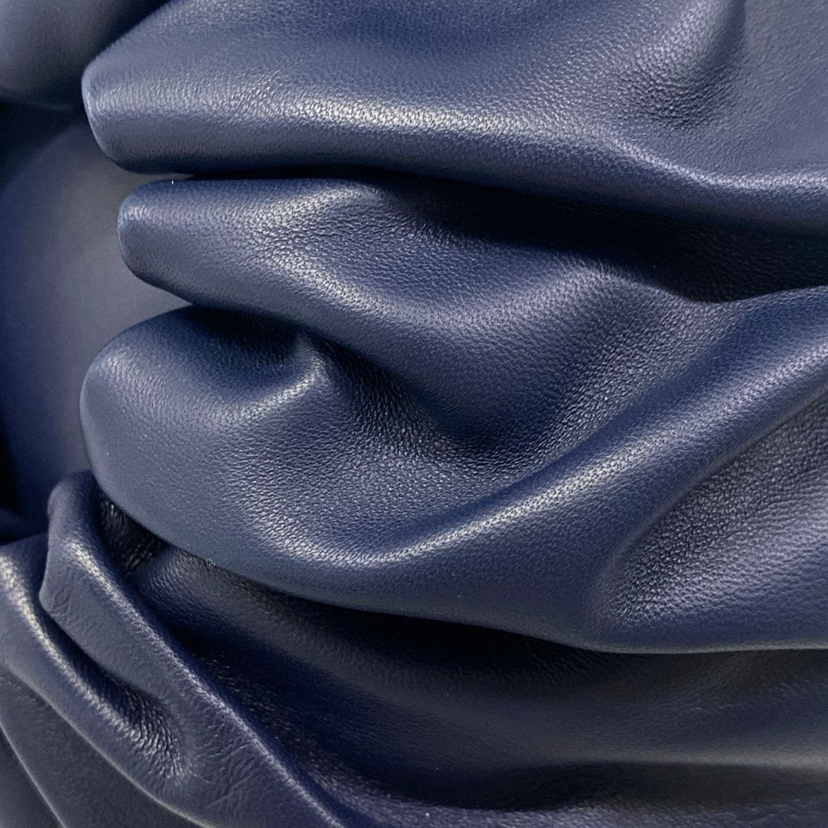 Loewe Handbag Bounce Bag Navy Leather — view 6