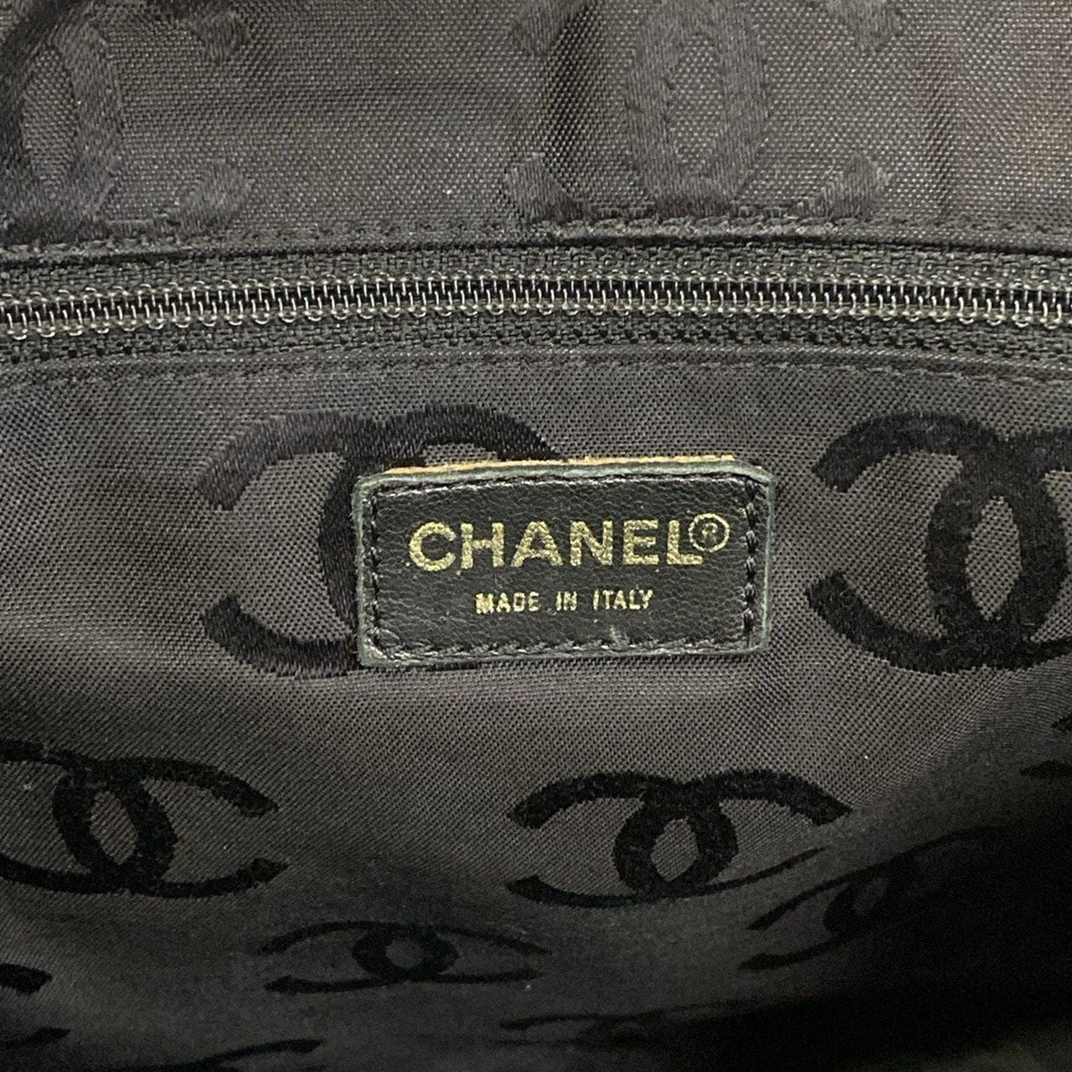 Chanel Handbag Wild Stitch Black Matte Gold Leather — view 8