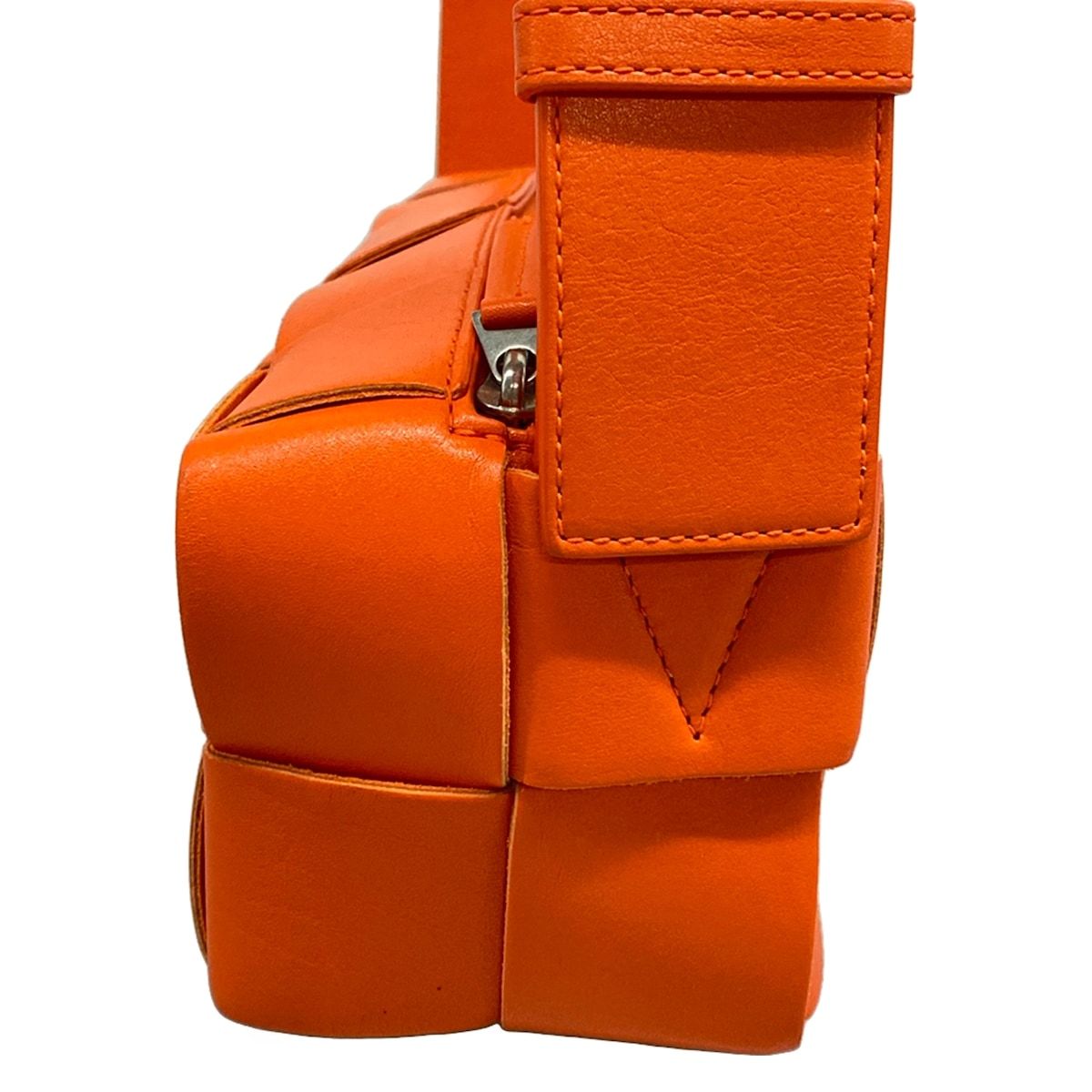 Bottega Veneta Shoulder Bag Maxi Intrecciato Brick Cassette Orange Leather — view 4