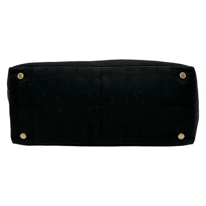 Chanel Tote New Travel Line MM Black Leather — view 5