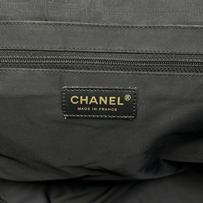Chanel Tote New Travel Line MM Black Leather — view 8