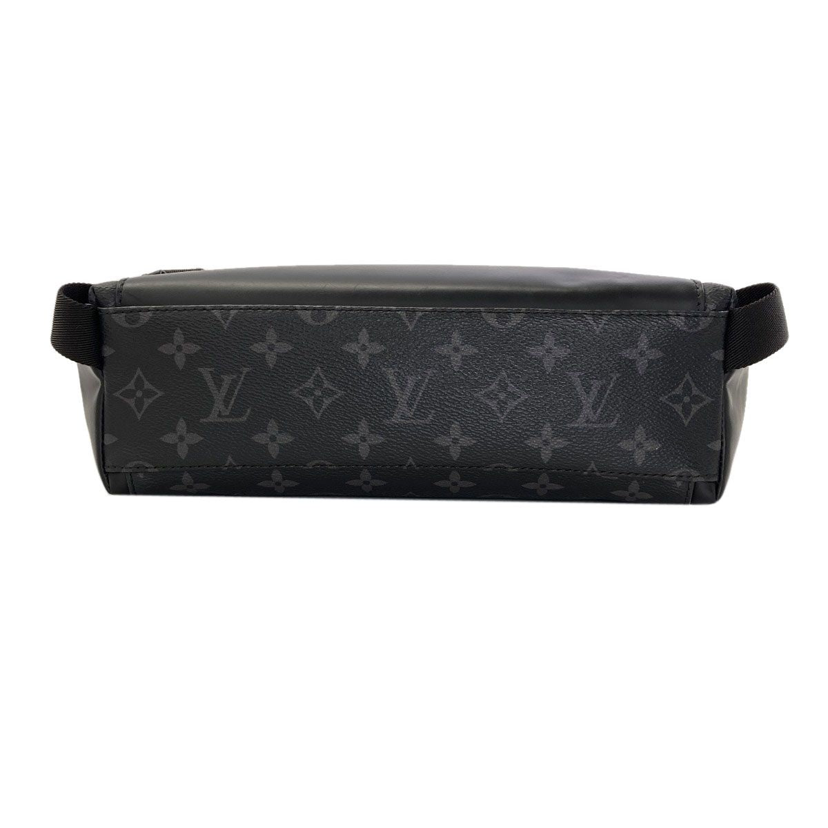 Louis Vuitton Messenger Voyage Shoulder Bag Monogram Eclipse — view 4